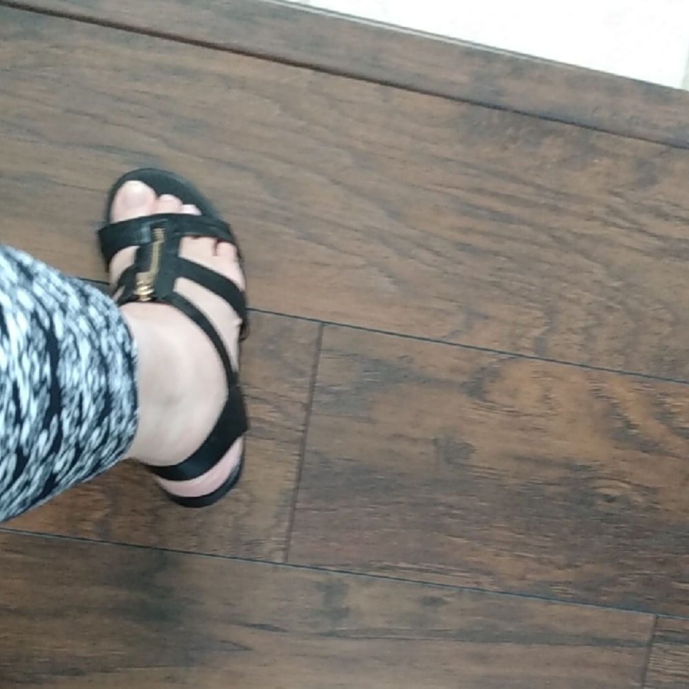 MICHAEL Michael Kors Genuine Leather Flat Sandals Berkley Zipper - Picture 13 of 15